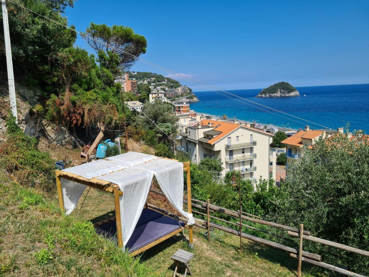 Soqquadro Art&Relax - Spotorno Apartamento Exterior foto