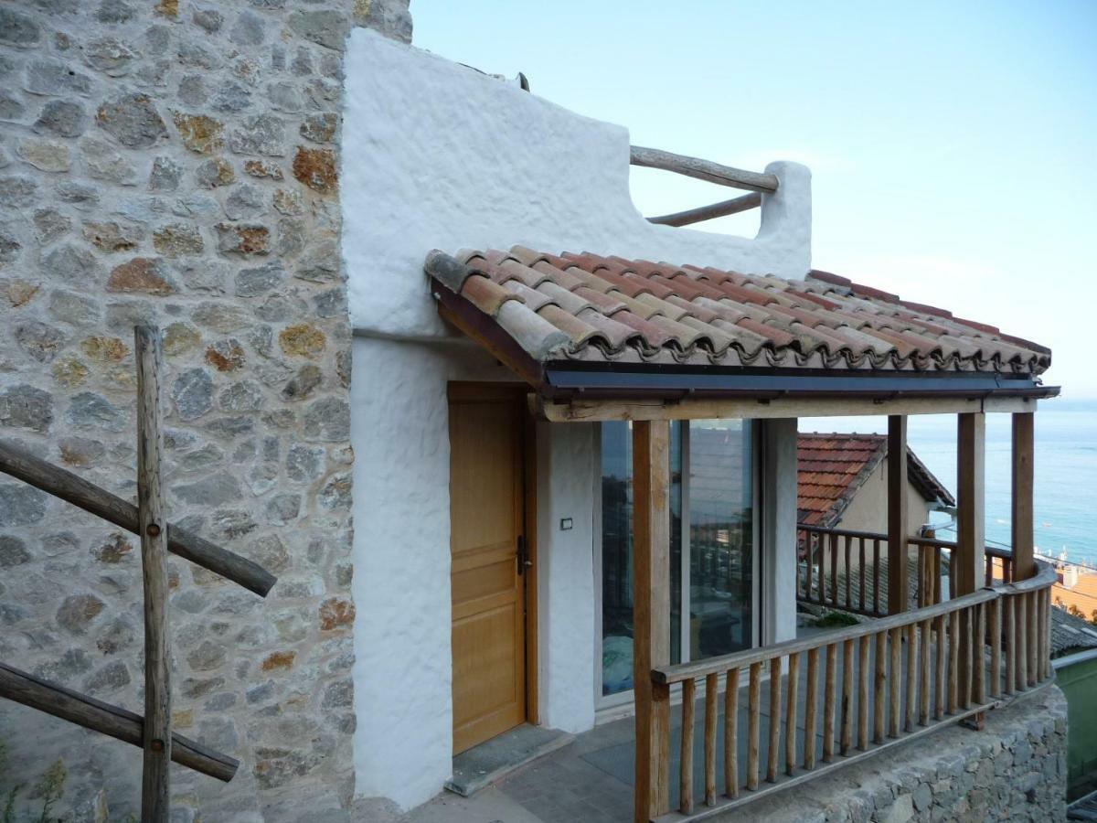 Soqquadro Art&Relax - Spotorno Apartamento Exterior foto