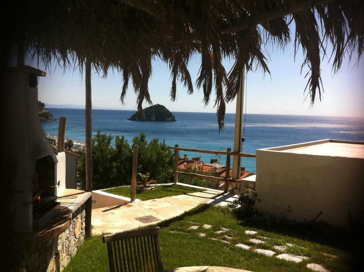 Soqquadro Art&Relax - Spotorno Apartamento Exterior foto